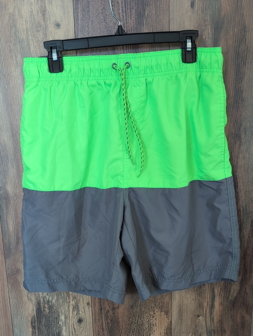 Faded Glory Neon Green and Gray Two-Tone Swim Shorts Trunks M    663A